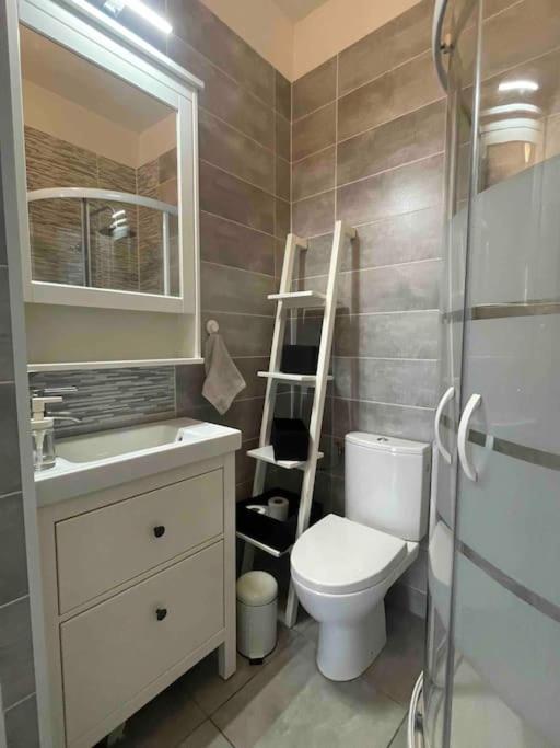 Agreable Gite Au Coeur Du Centre Ville 4 Personnes Chagny  Exterior foto
